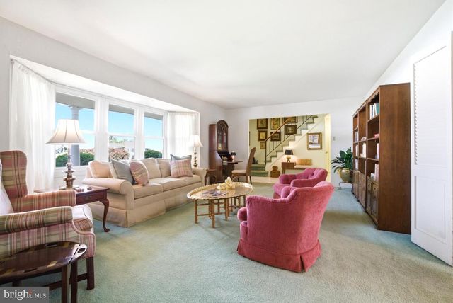 3 TYLER DR, Willingboro, NJ 08046