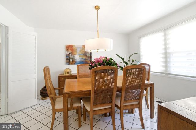 3 TYLER DR, Willingboro, NJ 08046