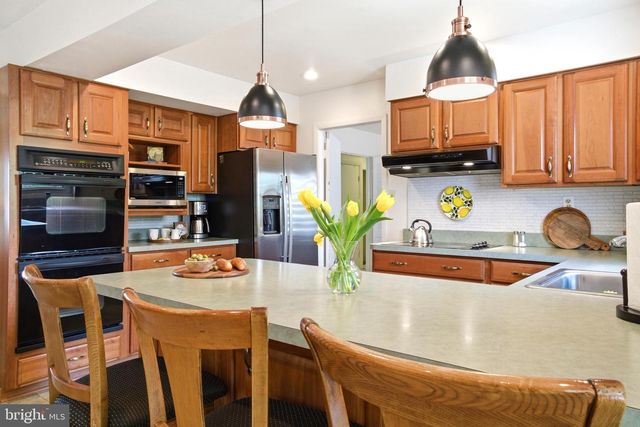 3 TYLER DR, Willingboro, NJ 08046