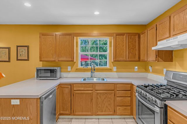 302 Maxwell Court, Brick, NJ 08724