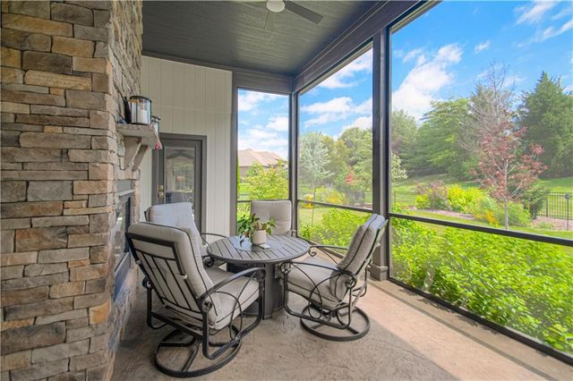 8736 W 157th Street, Overland Park, KS 66221