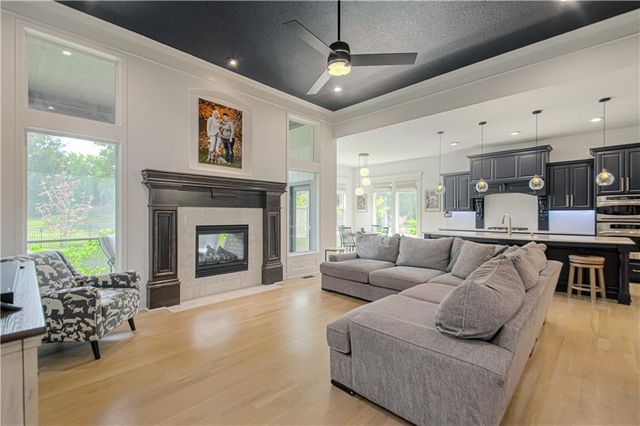 8736 W 157th Street, Overland Park, KS 66221
