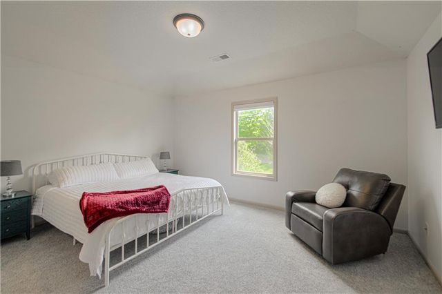 8736 W 157th Street, Overland Park, KS 66221