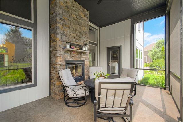 8736 W 157th Street, Overland Park, KS 66221