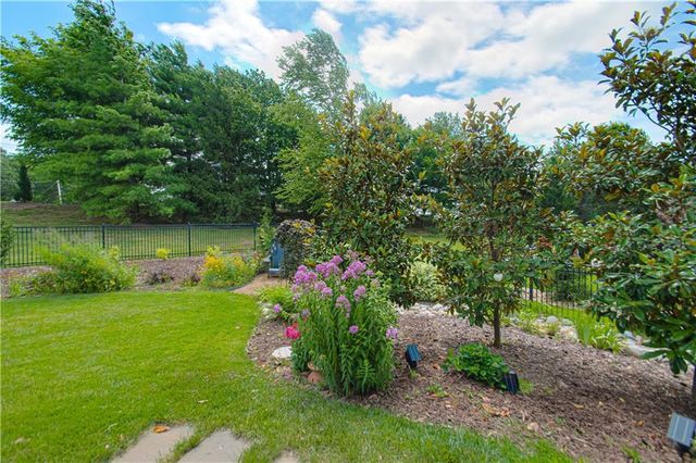 8736 W 157th Street, Overland Park, KS 66221