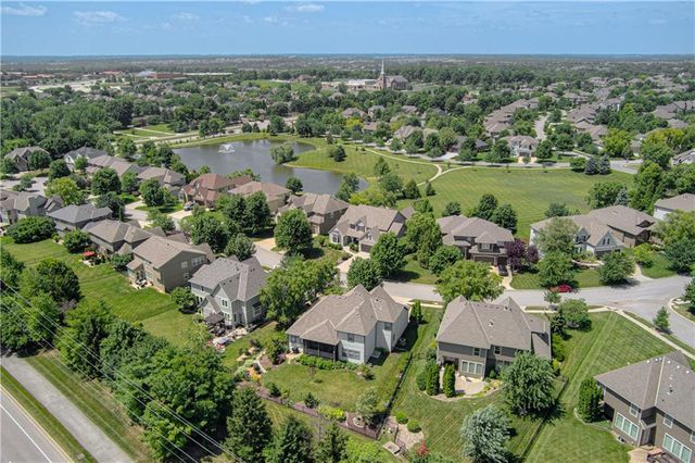 8736 W 157th Street, Overland Park, KS 66221