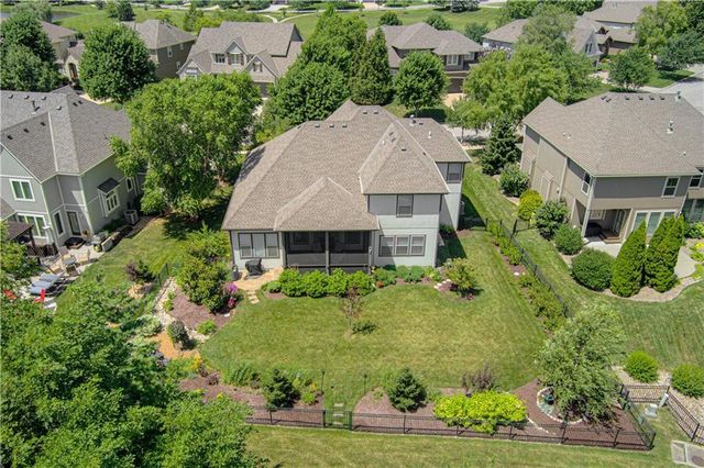 8736 W 157th Street, Overland Park, KS 66221