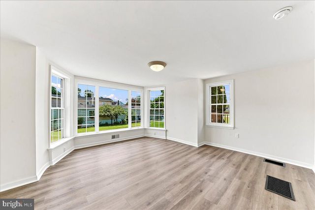 210 NEW ST, Avondale, PA 19311
