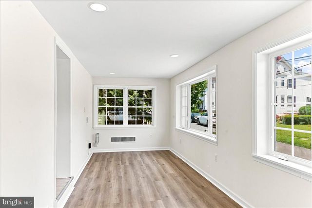 210 NEW ST, Avondale, PA 19311