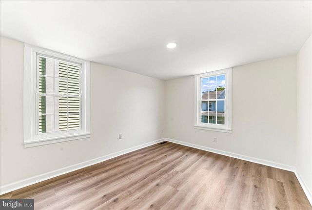 210 NEW ST, Avondale, PA 19311