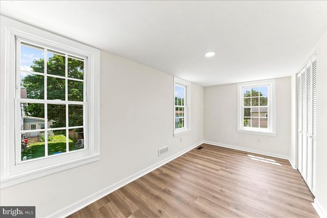 210 NEW ST, Avondale, PA 19311