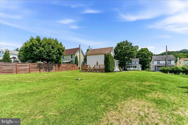 210 NEW ST, Avondale, PA 19311