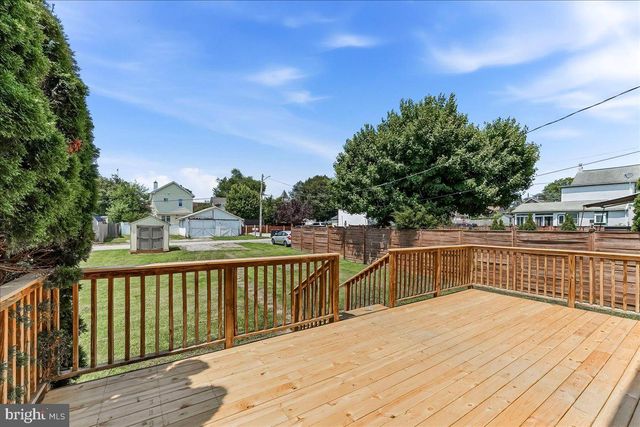 210 NEW ST, Avondale, PA 19311