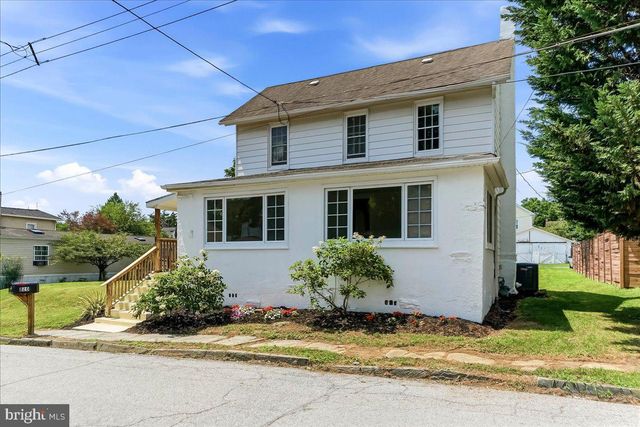 210 NEW ST, Avondale, PA 19311