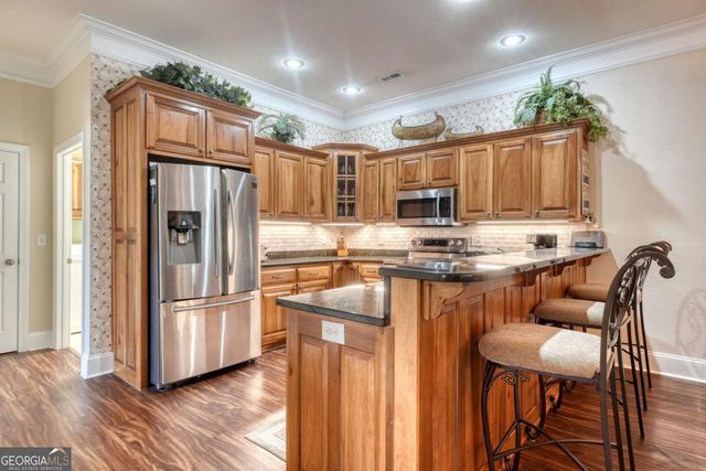 1647E Lakeview Drive, Young Harris, GA 30582
