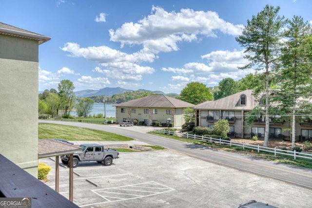 1647E Lakeview Drive, Young Harris, GA 30582