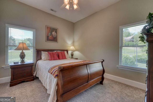 1647E Lakeview Drive, Young Harris, GA 30582