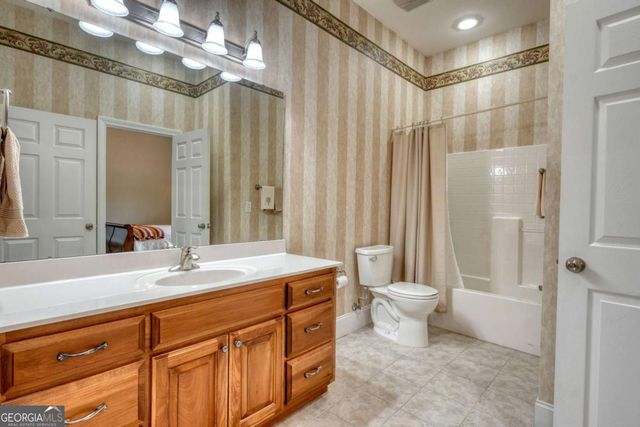 1647E Lakeview Drive, Young Harris, GA 30582