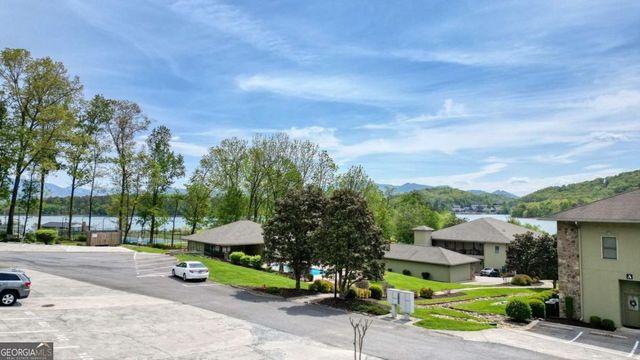 1647E Lakeview Drive, Young Harris, GA 30582