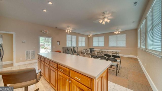 1647E Lakeview Drive, Young Harris, GA 30582