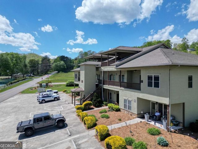 1647E Lakeview Drive, Young Harris, GA 30582