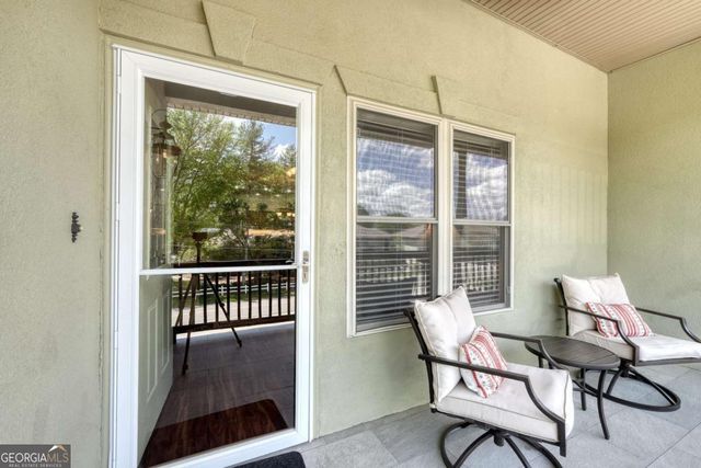 1647E Lakeview Drive, Young Harris, GA 30582