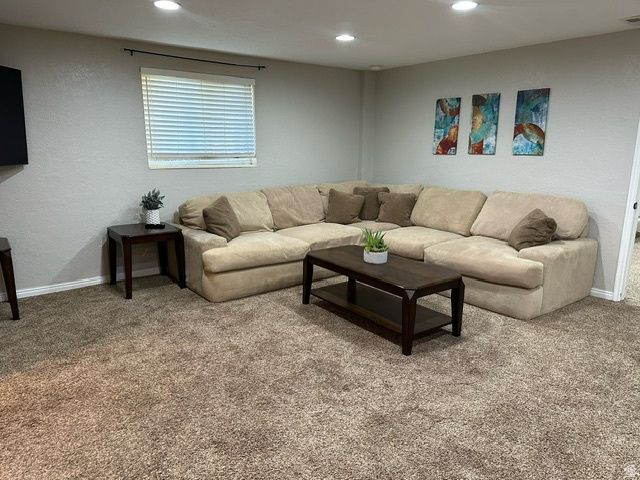 9926 S LANNAE DR, Sandy, UT 84094