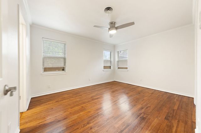 819 Del Mar Lane, Arlington, TX 76012