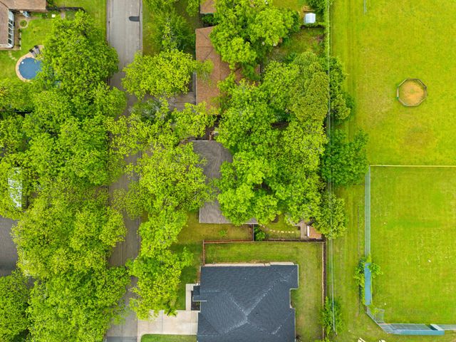 819 Del Mar Lane, Arlington, TX 76012