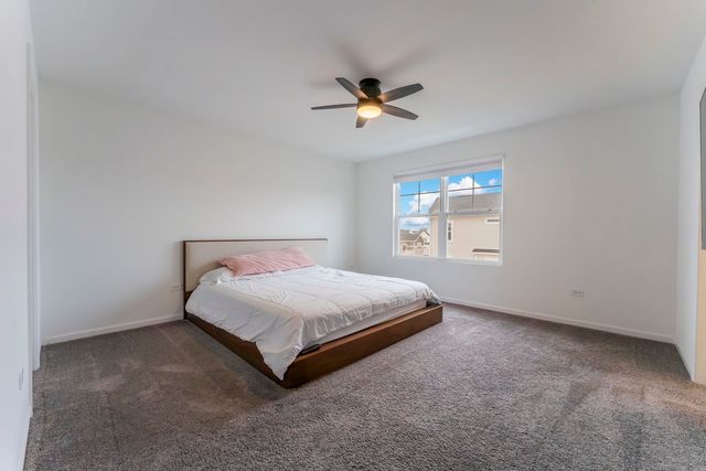 4429 Chelsea Manor Circle, Aurora, IL 60504