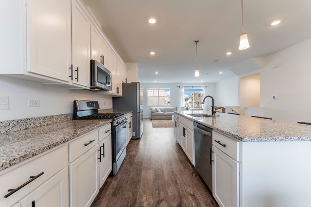 4429 Chelsea Manor Circle, Aurora, IL 60504