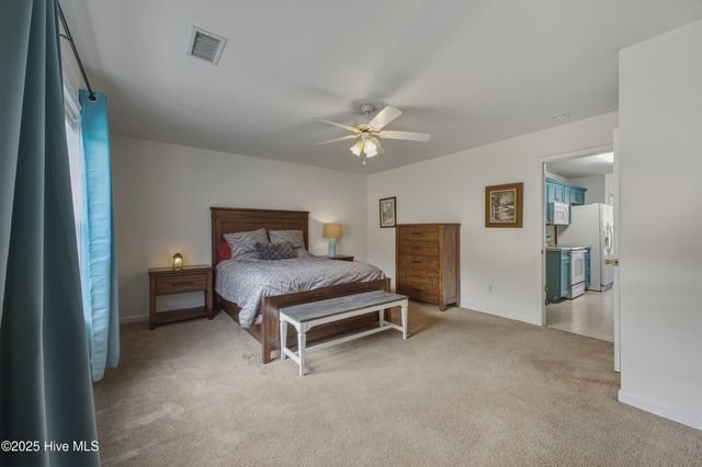 1781 Liz Lane NE, Leland, NC 28451