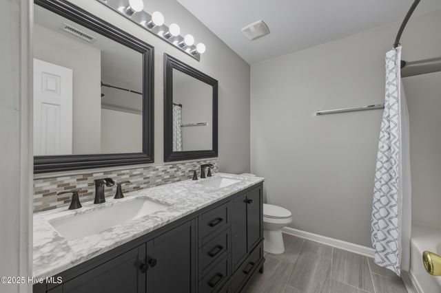 1781 Liz Lane NE, Leland, NC 28451