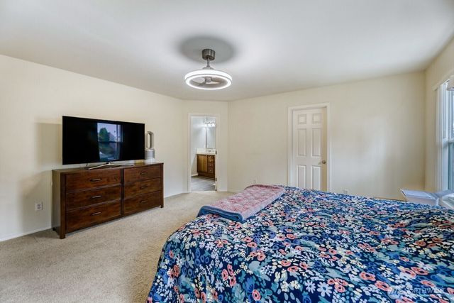 8015 88th Street NE, Marysville, WA 98270