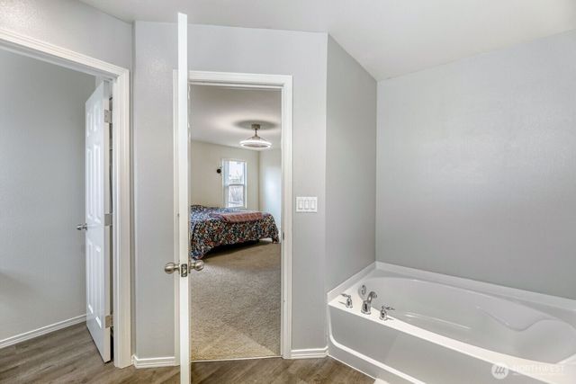 8015 88th Street NE, Marysville, WA 98270