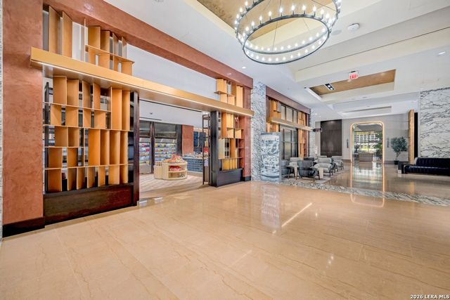 610 E Market St Unit 2708, San Antonio, TX 78205
