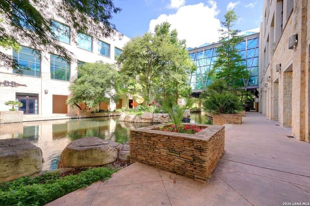 610 E Market St Unit 2708, San Antonio, TX 78205