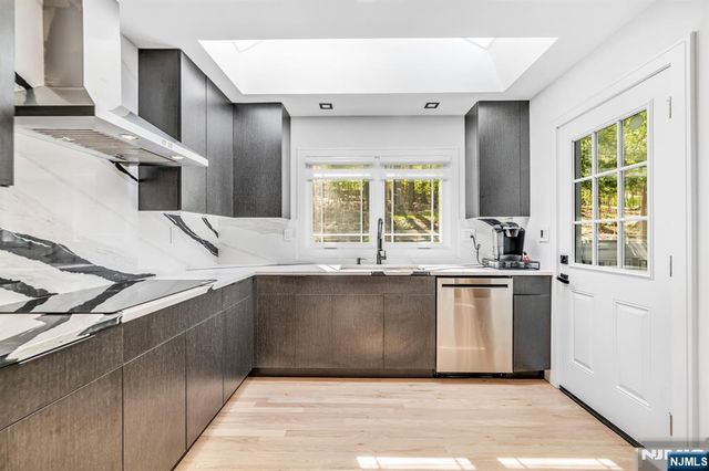207 Degray Street, North Haledon, NJ 07508