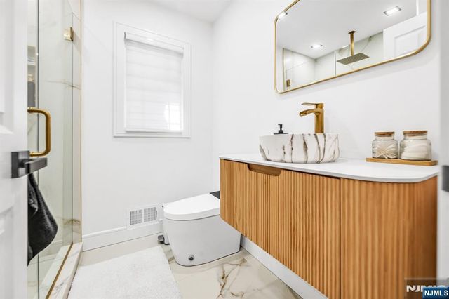 207 Degray Street, North Haledon, NJ 07508