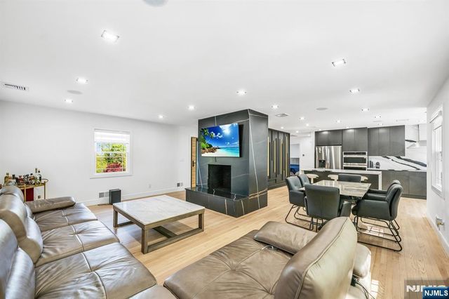 207 Degray Street, North Haledon, NJ 07508