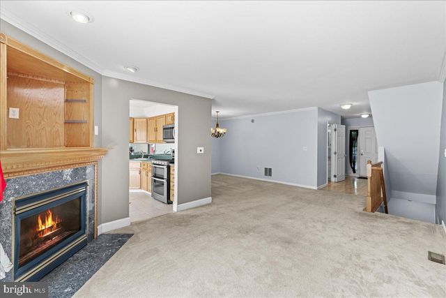 44 TATTERSALL DR, Burlington, NJ 08016