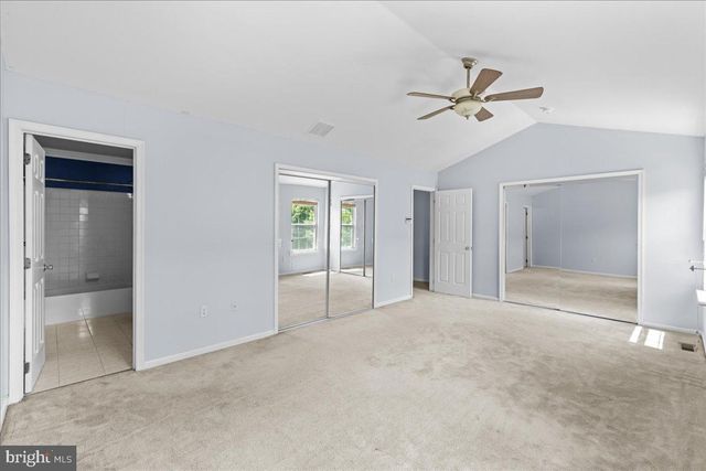 44 TATTERSALL DR, Burlington, NJ 08016