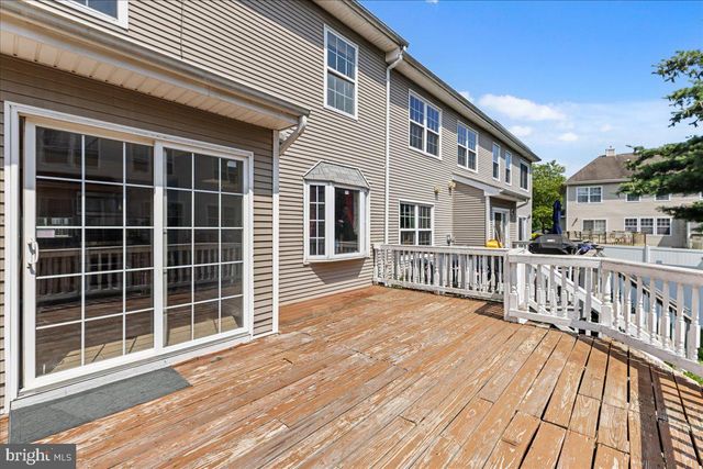 44 TATTERSALL DR, Burlington, NJ 08016