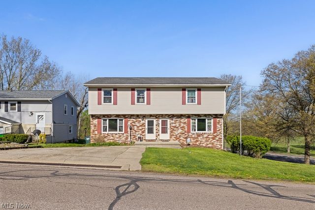 720-722 Newton Street, Barberton, OH 44203