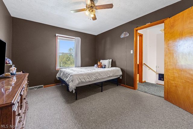 720-722 Newton Street, Barberton, OH 44203