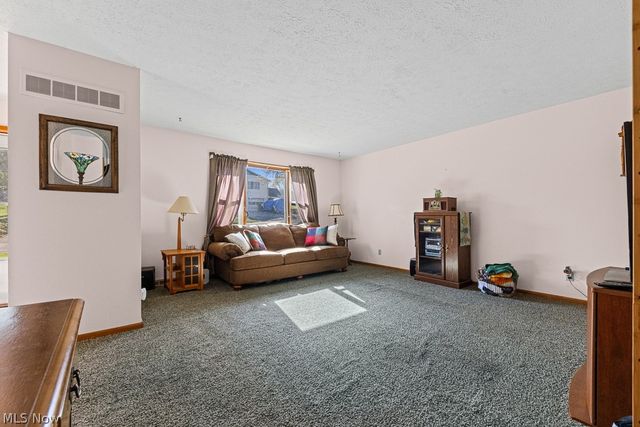 720-722 Newton Street, Barberton, OH 44203