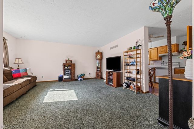 720-722 Newton Street, Barberton, OH 44203