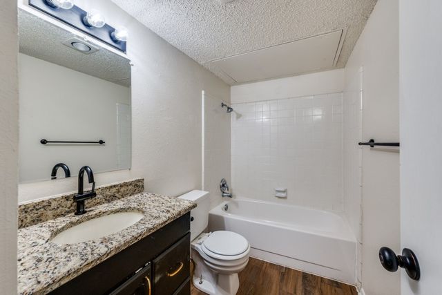 3501 Hickory Hill Drive, Arlington, TX 76014