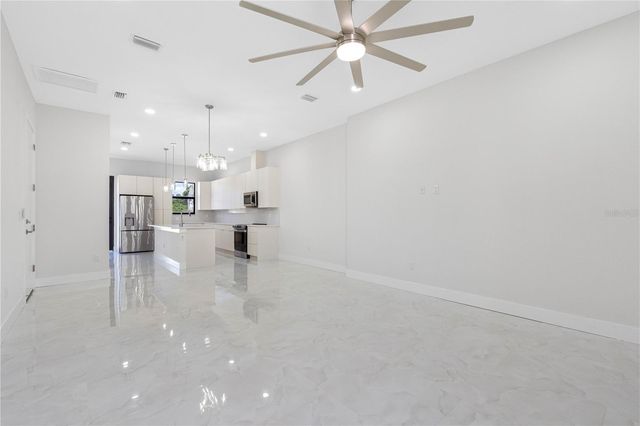 7015 N CENTRAL AVENUE Unit C, Tampa, FL 33604