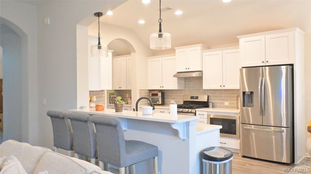 528 Lismore Place, Montgomery, AL 36117